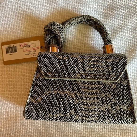 NWT Moda Luxe small bag - Picture 2 of 5